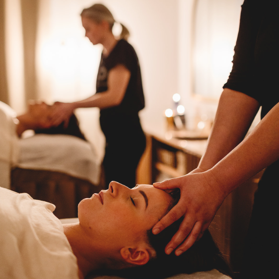 Massage "Tête aux Pieds" 55 min (Trio) image